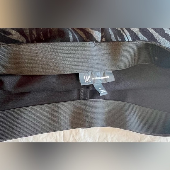 International Concepts INC - zebra print pants size xl - Picture 5 of 6